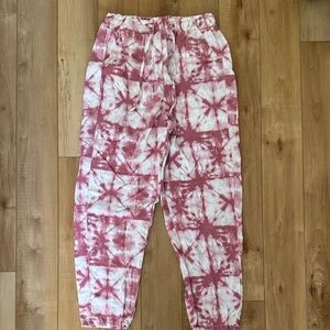 American Eagle Outfitters Pink and White tie dye pants size Small